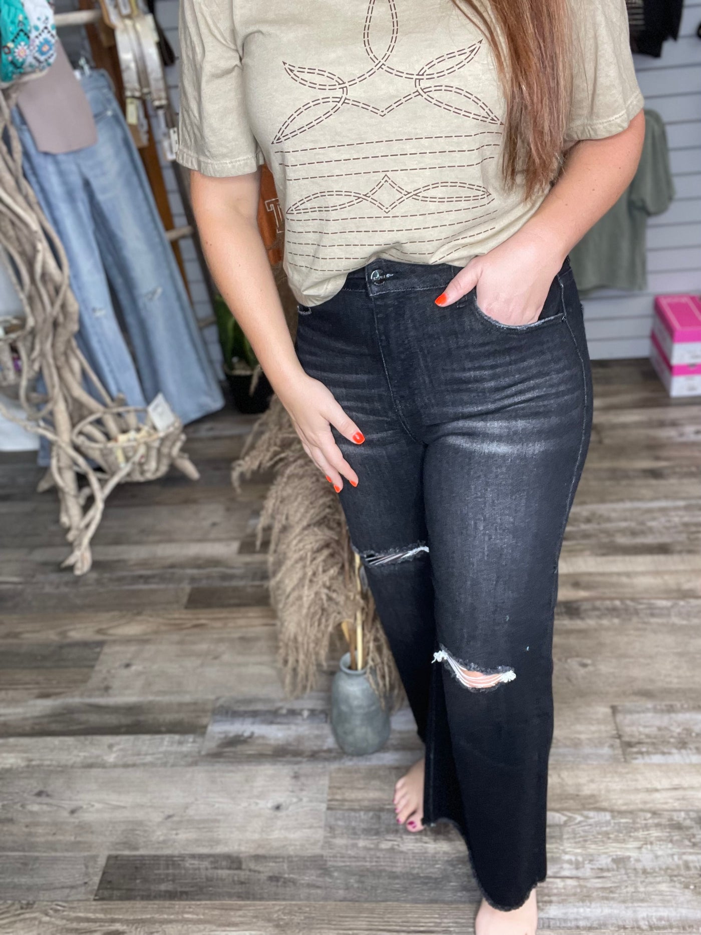 The Black Wide Ankle Jeans