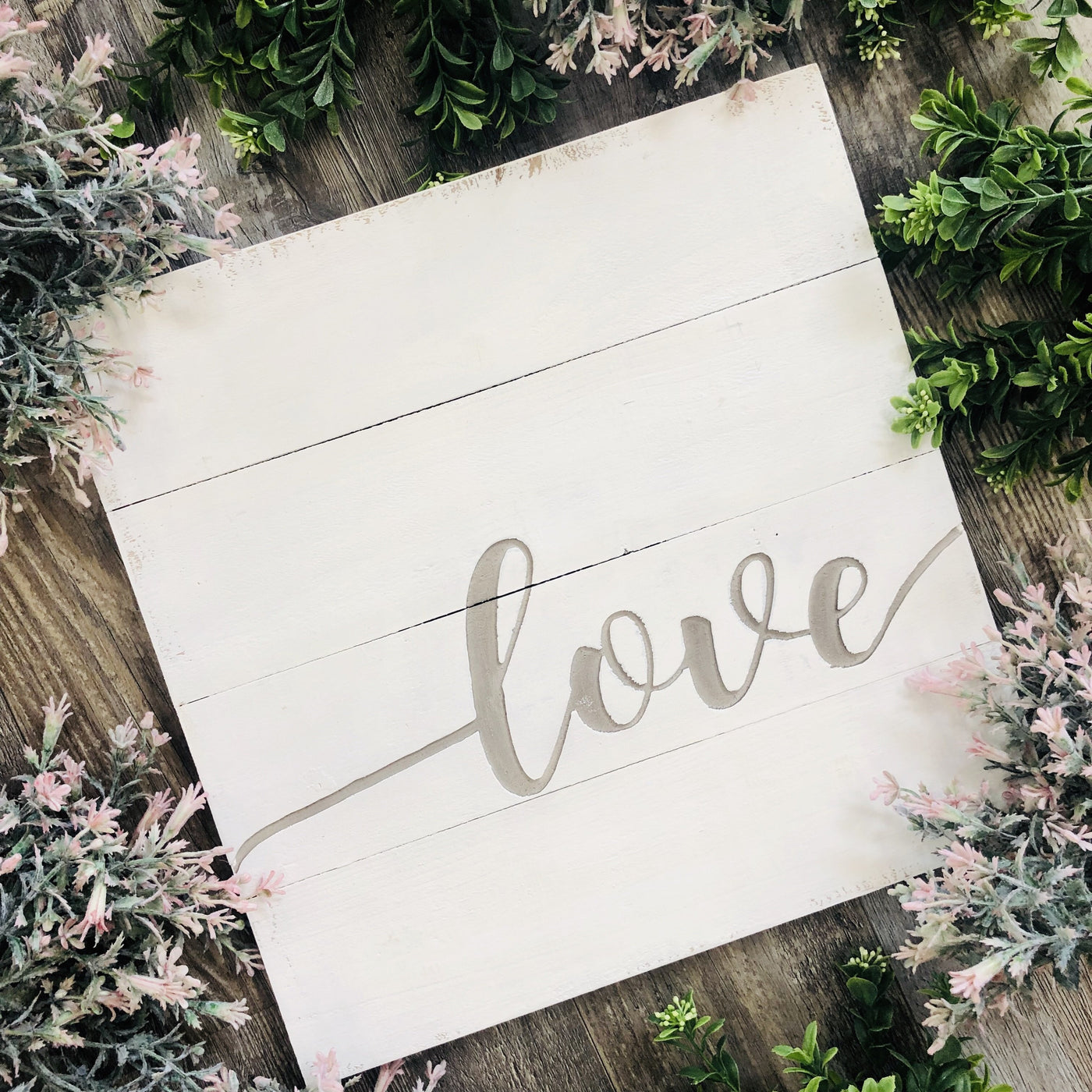 Love Shiplap Sign-Ruby & Pearl Boutique