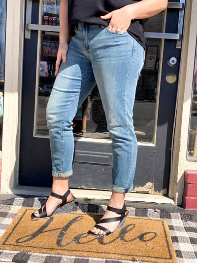 The Lucky Brand Sienna Slims Boyfriend Jeans